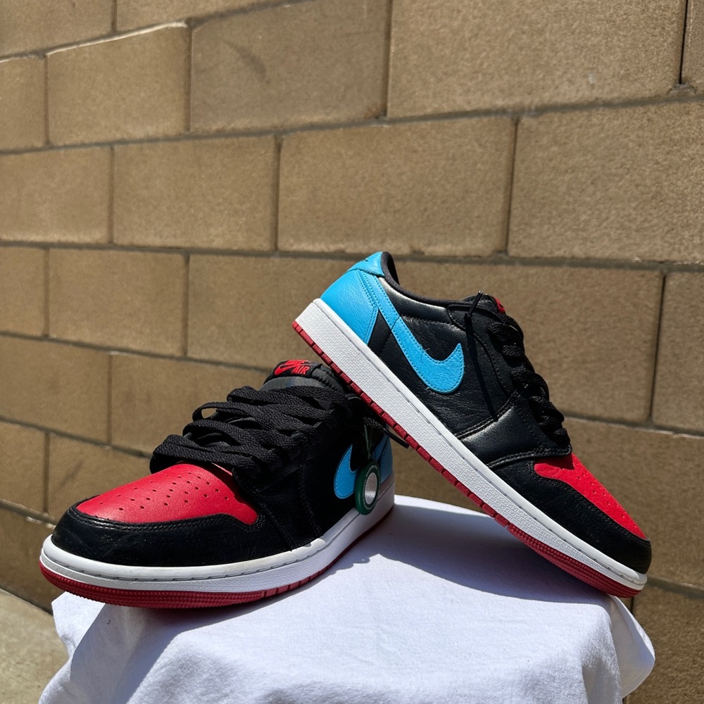 Jordan 1 Retro Low OG NC to Chi (women’s sizing)